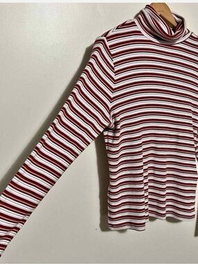 Levi’s Striped Turtleneck Long Sleeve Top - Red & White
